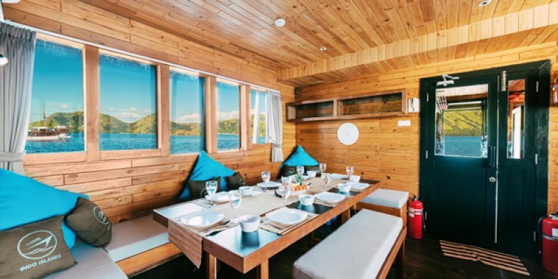ocean pro - DINING ROOM INDOOR (3)